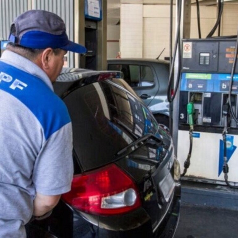 La nafta y el gasoil tendrán nuevos precios desde este martes primero de julio.