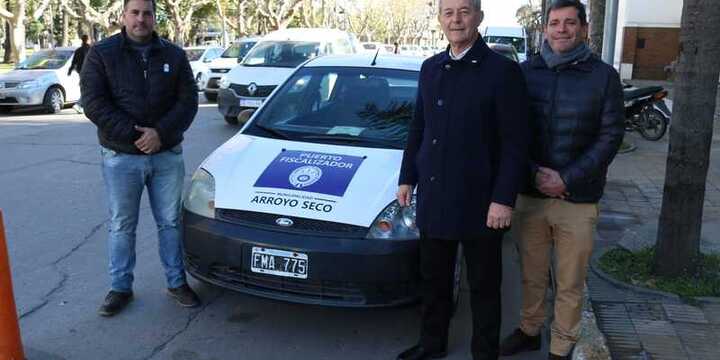 Se trata de un Ford Fiesta cedido por el Gobierno de Santa Fe.