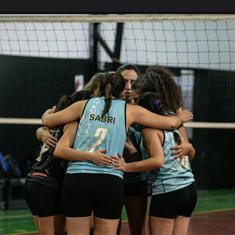 Imagen de Hoy, Unión en Maxi Vóley Femenino juega la Final ante Banco Nación