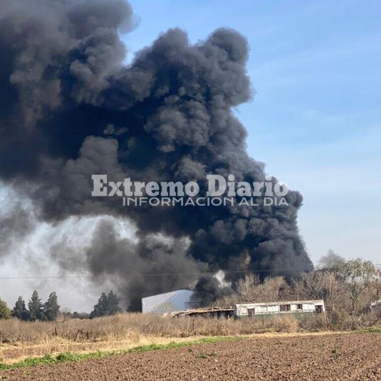Imagen de Incendio de grandes proporciones afectó a la planta Kumen - Co