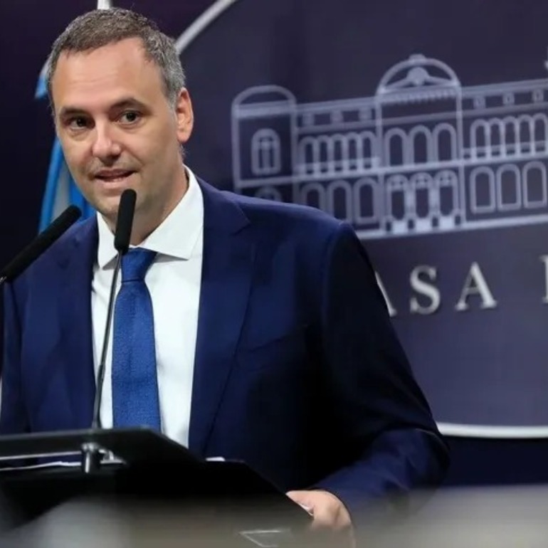 Imagen de El Gobierno anunció la disolución de Vialidad Nacional y otros organismos de tránsito