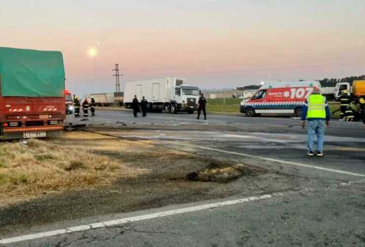 Imagen de Tragedia vial: un muerto y varios heridos, entre ellos un bebé de 6 meses, tras brutal accidente cerca de Piñero