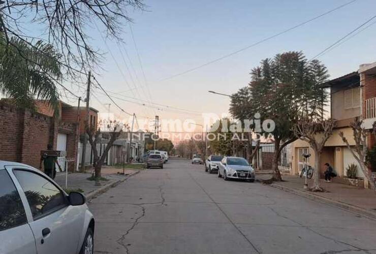 Lisandro de la Torre entre Alvarado y Urquiza.