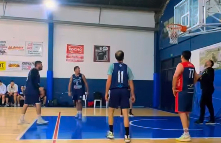 Imagen de B&aacute;squet: Athletic gan&oacute; de local ante Sorrento