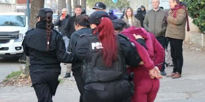 Tonelli y el ministro de seguridad siguiendo de cerca el operativo.
