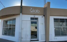 Imagen de GLab, el nuevo laboratorio de an&aacute;lisis cl&iacute;nicos, ya funciona en Fighiera