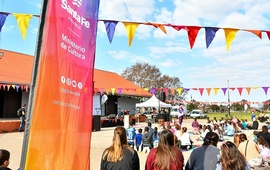 Imagen de Vacaciones con m&uacute;sica y alegr&iacute;a en Alvear: Il Cuoco y Gulub&uacute; Rock hicieron vibrar al CEA