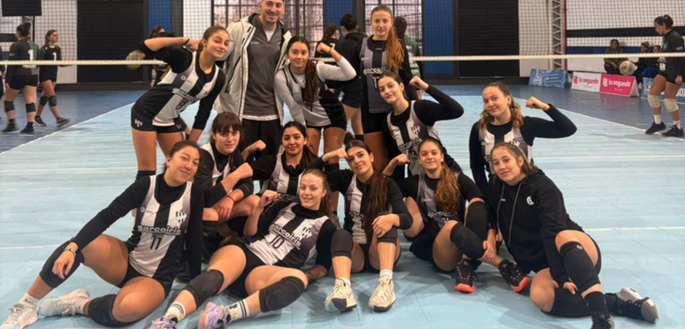 Imagen de Vóley Femenino: La Sub-18 de Unión, avanzó de instancia en la Copa Santa Fe