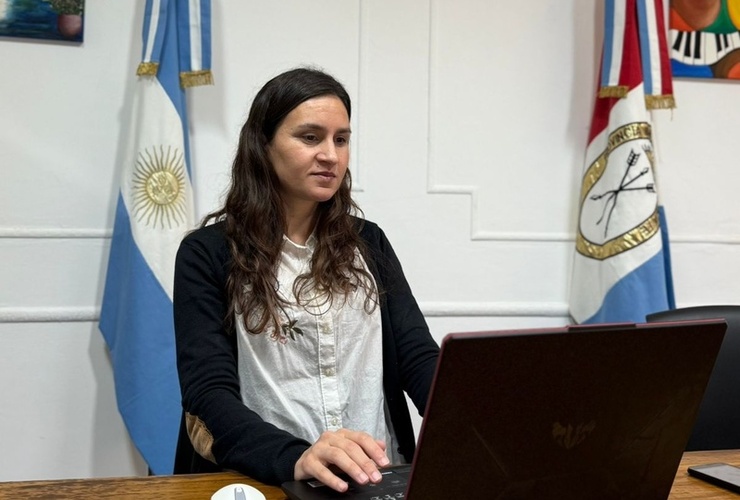 Imagen de La Visadora Técnica, Camila Di Giacinti del Colegio de Arquitectura Distrito 2, tiene visitas mensuales en el Anexo Municipal