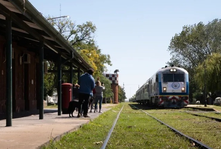Cañada de Gómez. El tren de cercanía cumplió una prueba el 30 de marzo. Volverá a circular tras 44 años.