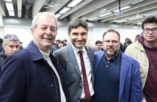 El Intendente y Cristian Rojas junto al Gobernador, Maximiliano Pullaro.