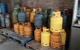 Imagen de Clausuraron distribuidora mayorista con 30 garrafas sin medidas de seguridad y sin habilitaci&oacute;n