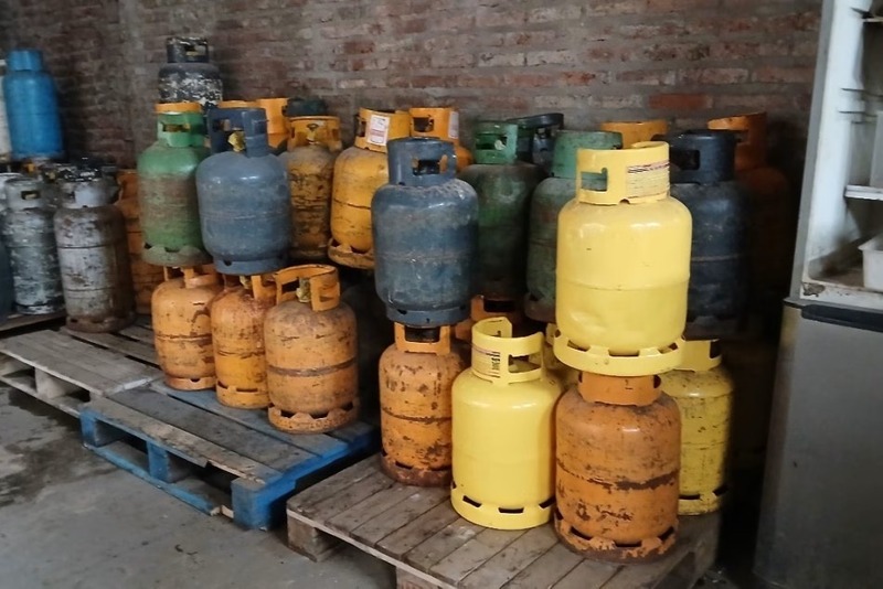 Imagen de Clausuraron distribuidora mayorista con 30 garrafas sin medidas de seguridad y sin habilitación