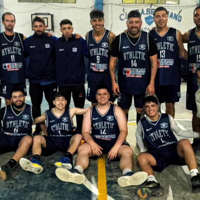 Imagen de Básquet: Athletic ganó 84 a 77 en su visita a Belgrano de Rosario