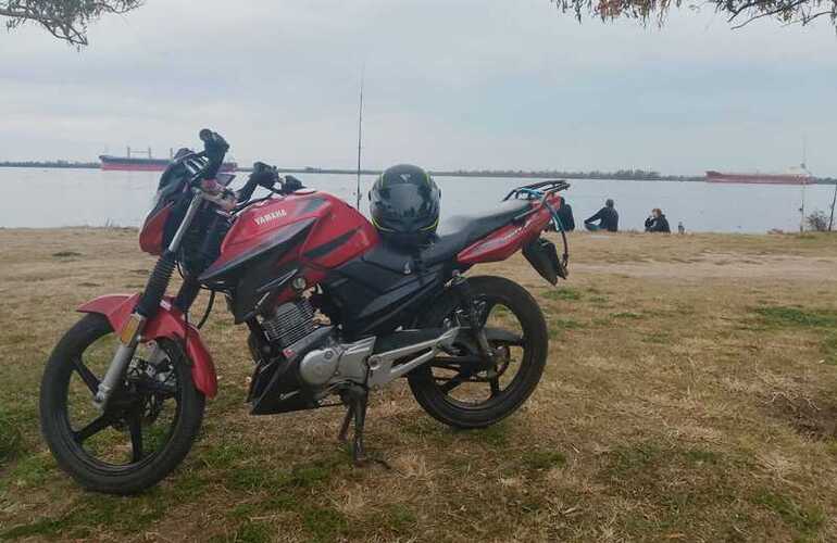 Imagen de Ingresan a una vivienda y sustraen dinero y una moto