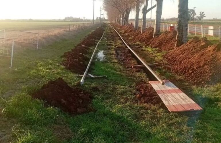 La comunidad disfruta del avance de una obra histórica encarada por el gobierno de Santa Fe, Litoral Gas y la comuna.