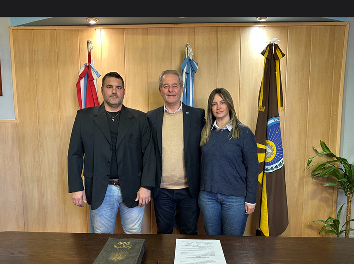 Imagen de Asunción y juramento de Julián Cardo como nuevo Secretario de Medio Ambiente