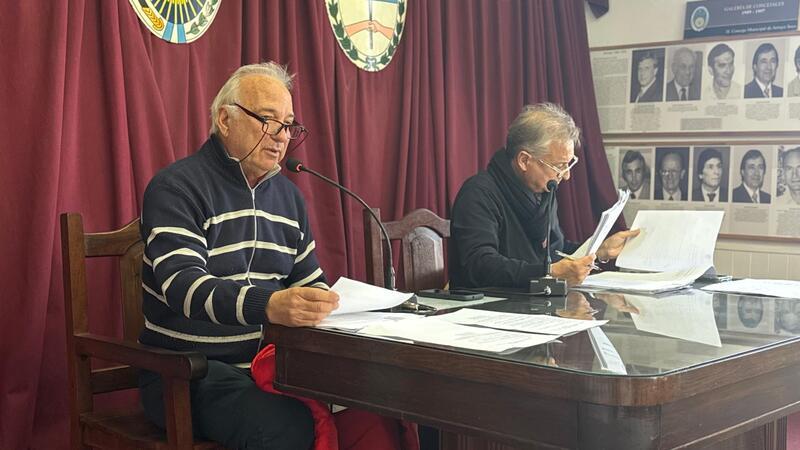 La exposición estuvo a cargo del Dr. José Luis Murina.