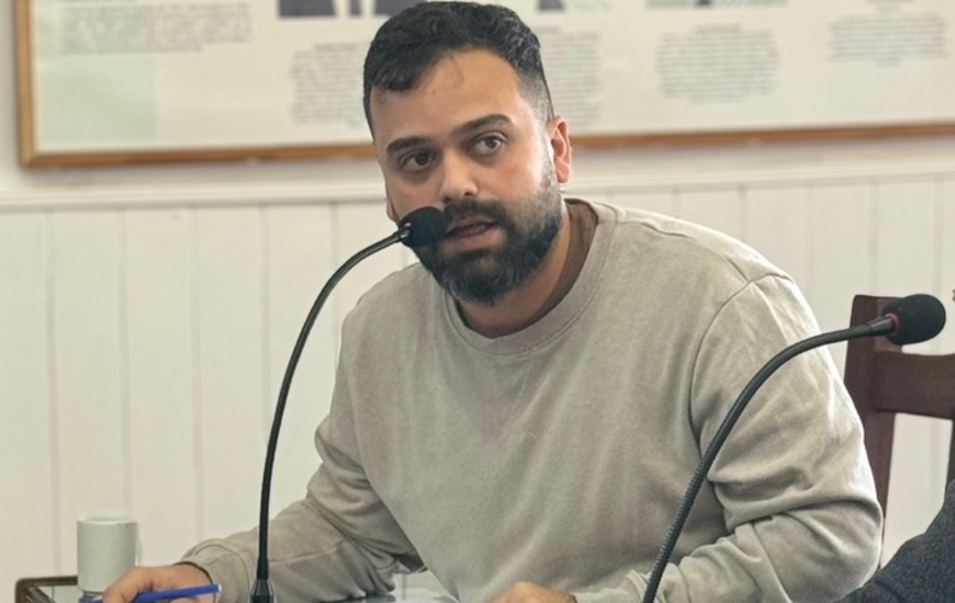 Dami&aacute;n Salinas, explic&oacute; los alcances y motivos de la iniciativa.