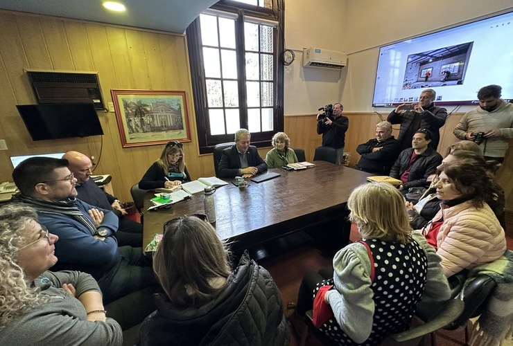 Imagen de Nueva entrega del FAE a escuelas públicas de la localidad