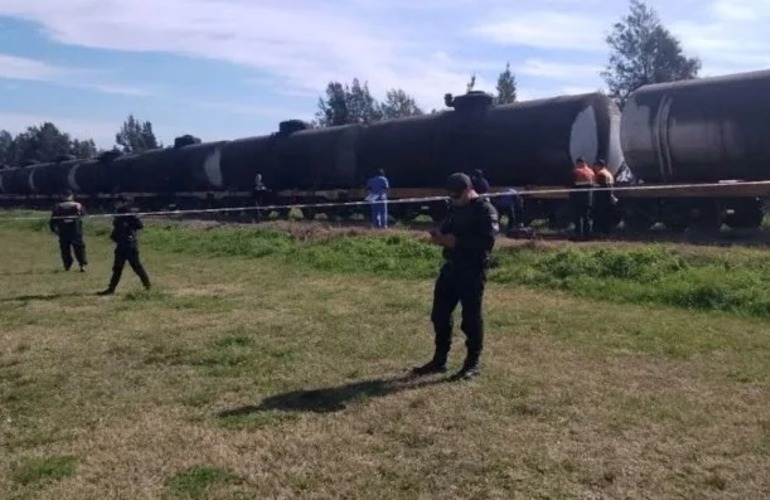 Imagen de Conmoción en Funes: un hombre murió tras ser atropellado por el tren de carga