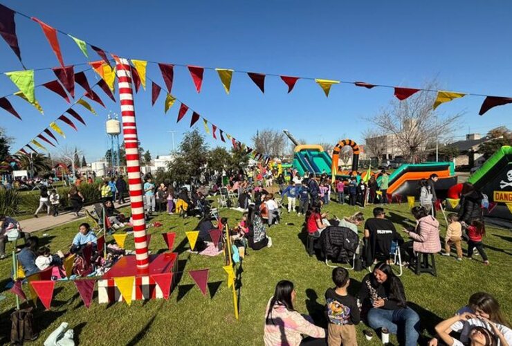 Imagen de Pavón: Día de las Infancias en la Plaza de Barrio Mitre