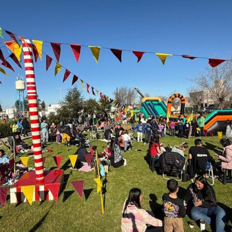 Imagen de Pavón: Día de las Infancias en la Plaza de Barrio Mitre