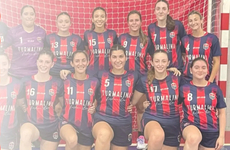 Imagen de Handball: La Primera Femenina Ascenso de Talleres, venció a Onkel y pasó a la Final del torneo