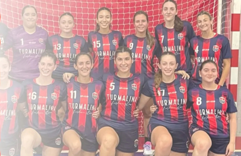 Imagen de Handball: La Primera Femenina Ascenso de Talleres, venció a Onkel y pasó a la Final del torneo