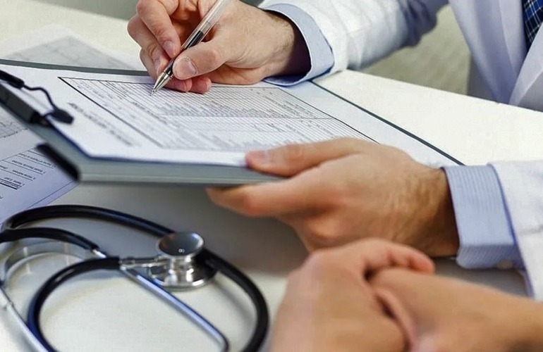 Imagen de Sancionar&aacute;n a empleados provinciales que presentaron certificados de salud falsos para licencias m&eacute;dicas