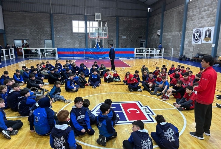 Imagen de Encuentro Nacional de Mini Básquet en Talleres