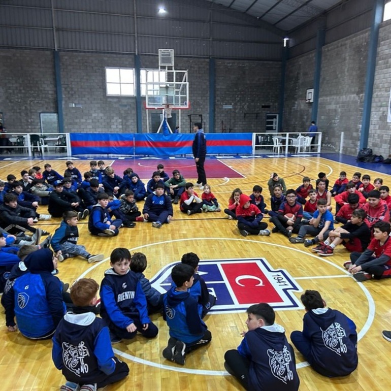 Imagen de Encuentro Nacional de Mini Básquet en Talleres