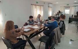 Imagen de Pueblo Esther: Los concejales publicaron sus dietas