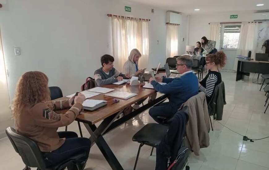 Imagen de Pueblo Esther: Los concejales publicaron sus dietas