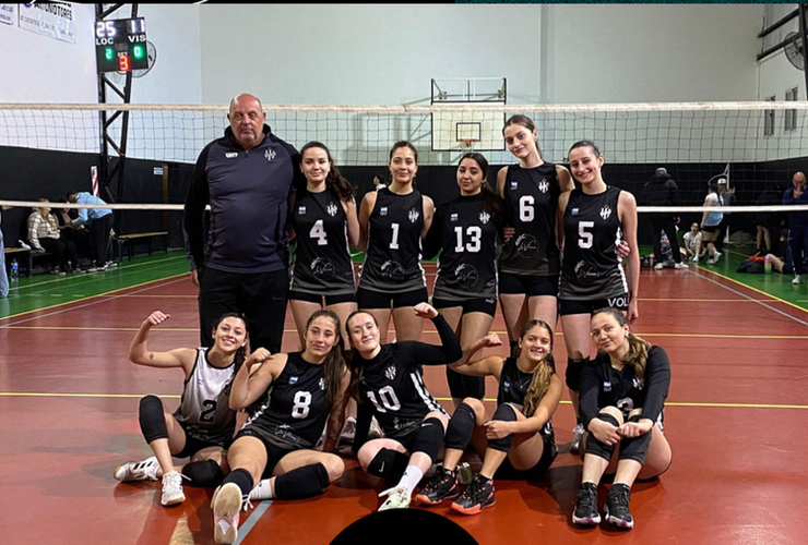 Imagen de Vóley Femenino: Unión venció 3-0 a Athletic en Primera División