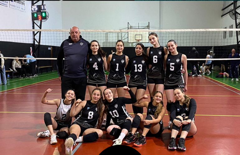 Imagen de Vóley Femenino: Unión venció 3-0 a Athletic en Primera División