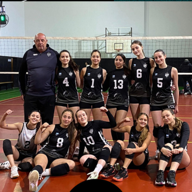 Imagen de Vóley Femenino: Unión venció 3-0 a Athletic en Primera División