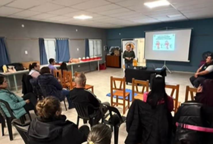 Imagen de Pavón realizó una capacitación en RCP abierta a la comunidad