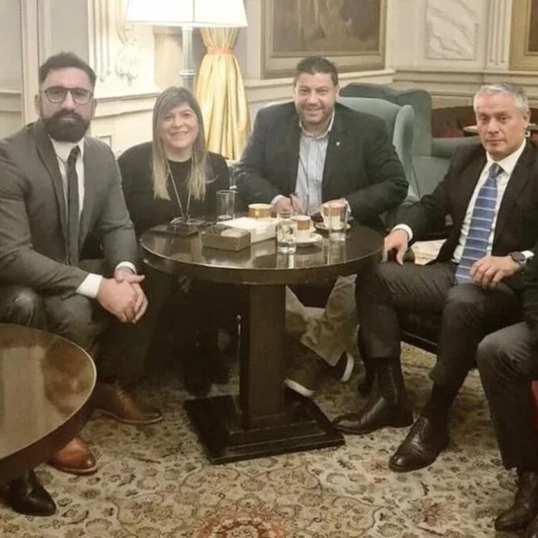 Imagen de Uno por uno: quienes fueron los 9 diputados santafesinos que apoyaron la ratificación al veto de Milei que frenó el aumento de las jubilaciones