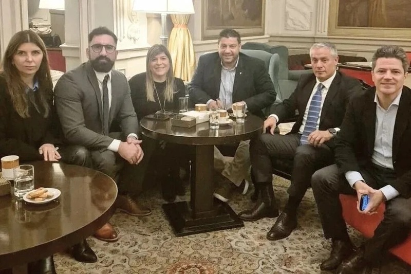 Imagen de Uno por uno: quienes fueron los 9 diputados santafesinos que apoyaron la ratificaci&oacute;n al veto de Milei que fren&oacute; el aumento de las jubilaciones