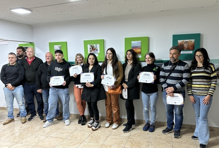 Imagen de El Concejo cerró 'Arroyo en Foco' con entrega de premio, diplomas y exhibición