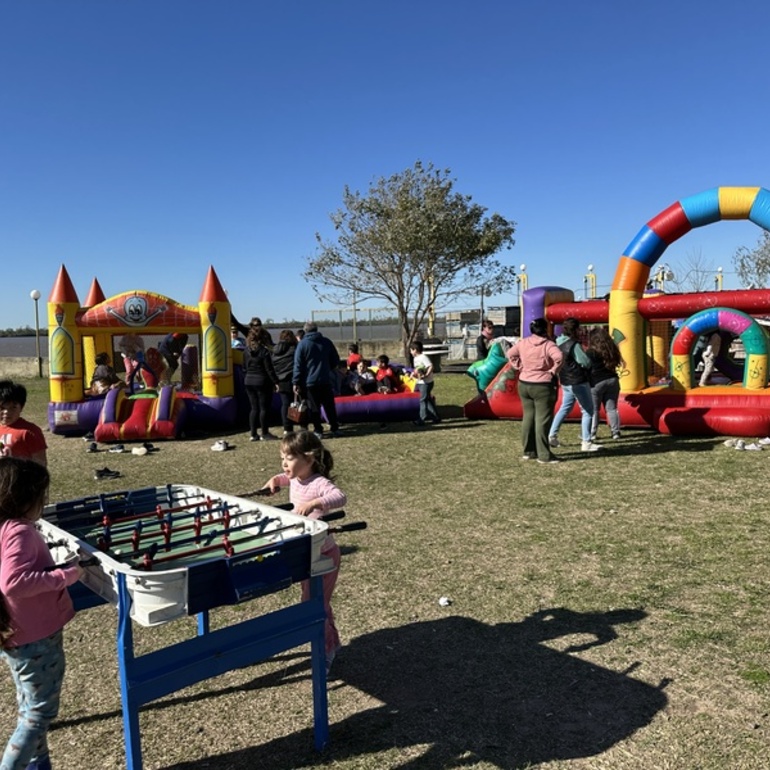 Imagen de El Rowing Club realizó su festejo por el Día de las Infancias