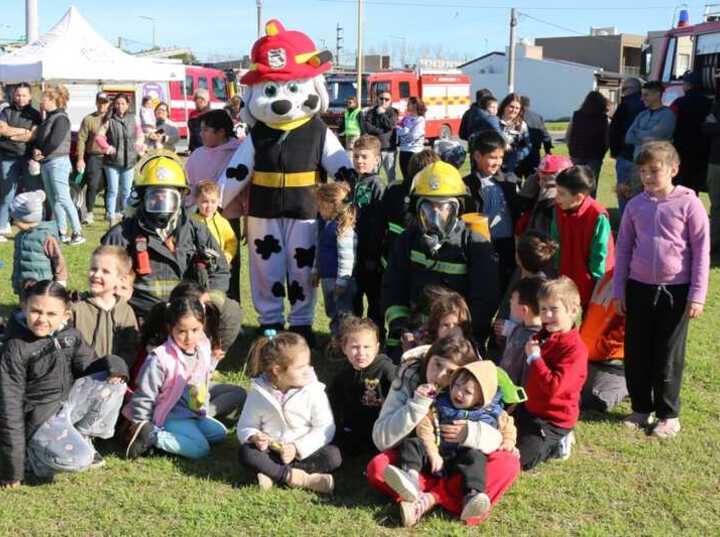 La celebración se llevó adelante con un gran despliegue en el paseo "Juan Ascierto".