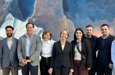 Imagen de Visita extranjera en Tecnolagos. Una científica alemana recorrió el Polo Educativo
