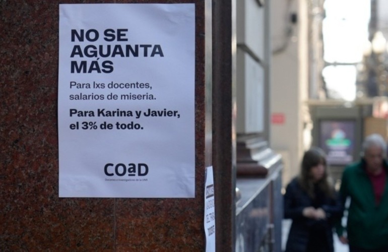 El gremio de los docentes de la UNR reclama mejoras salariales y presupuestarias para la educación superior. (Alan Monzón/Rosario3)