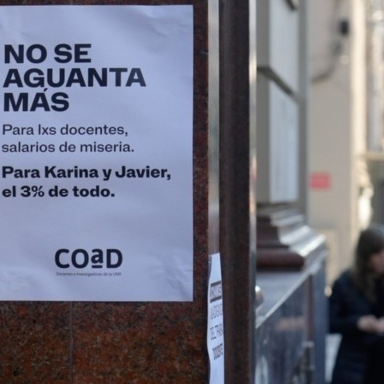 El gremio de los docentes de la UNR reclama mejoras salariales y presupuestarias para la educación superior. (Alan Monzón/Rosario3)