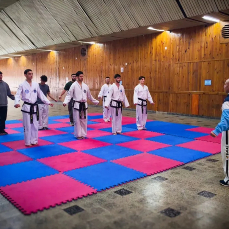 Imagen de Dos taekwondistas de Athletic, entrenaron con el equipo provincial para el Campeonato en Jujuy