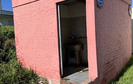 Imagen de Limpiaron los ba&ntilde;os del puerto local