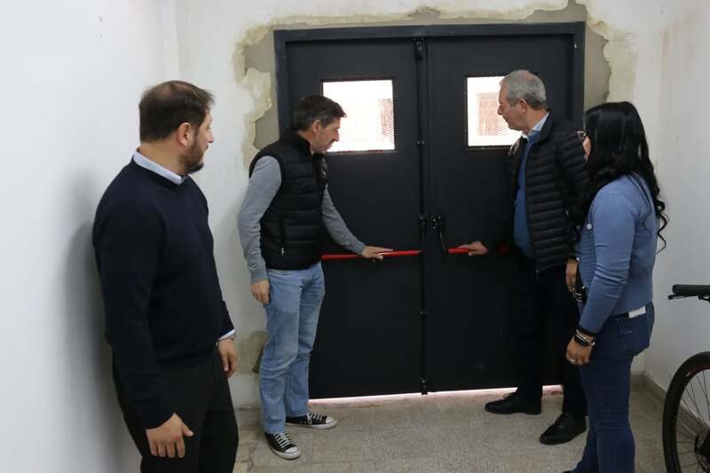 Imagen de Reunión entre el Municipio y autoridades del Hospital N°50