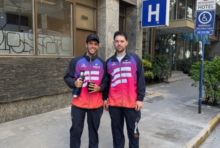 Imagen de Landini y Ferreyra de Handball C.A.T. en los Juegos JADAR en Rosario